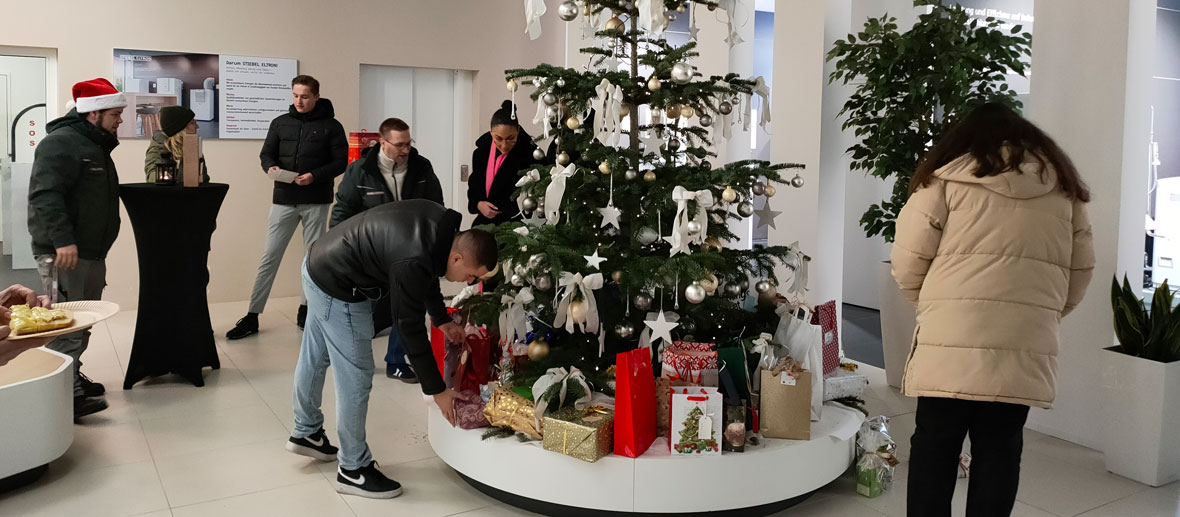Endlich ist es so weit: Bescherung!