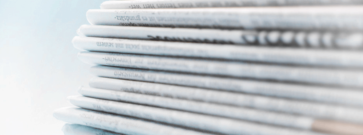 STIEBEL ELTRON News, Informationen und Sonderthemen, Zeitungsstapel