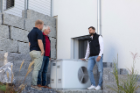 «STIEBEL ELTRON verfügt über bewährte Technik. Das Unternehmen ist ein etablierter Hersteller, als Systemanbieter bereits seit über 50 Jahren auf dem Markt. Man kennt STIEBEL ELTRON einfach.» Stefan Schürmann, Betreuer für Planer und Installateure bei STIEBEL ELTRON Schweiz