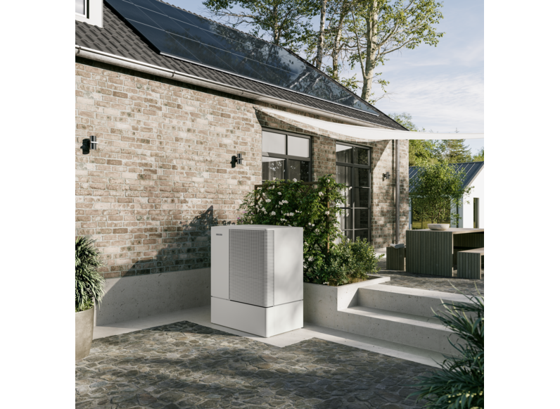 STIEBEL ELTRON Pompes &agrave; chaleur air-eau WPL-A 10.2 W Plus HK 400