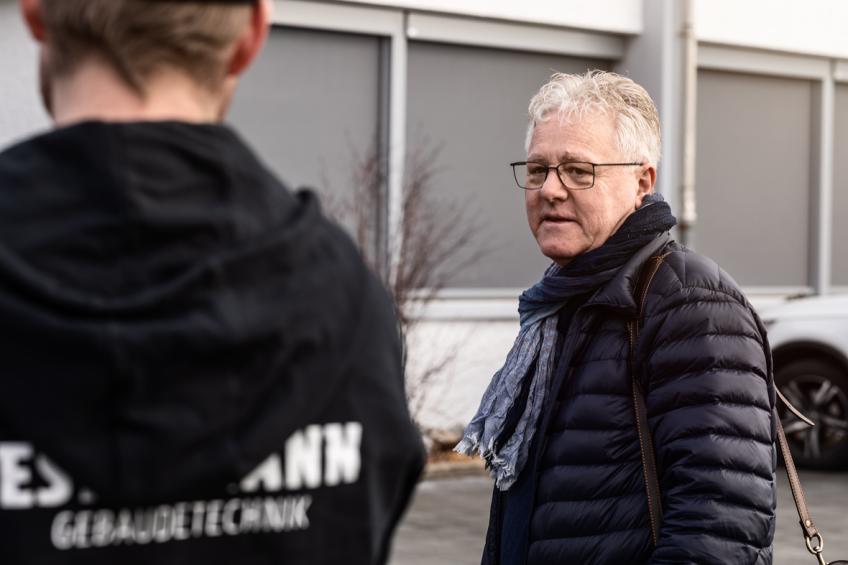 «La tecnica degli edifici è oggi molto impegnativa e complessa. Una progettazione attenta alla qualità e ai costi richiede grande competenza specialistica.» Rolf Wermelinger, capo progetto per il riscaldamento di JOP, Josef Ottiger + Partner AG