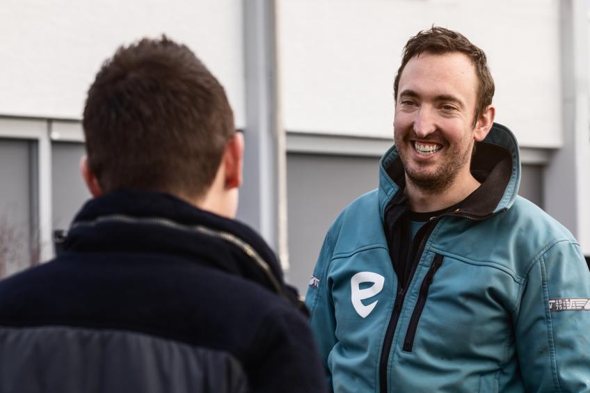 «Ogni impianto di riscaldamento è diverso. Affrontiamo questa sfida con attenzione perché, da artigiani appassionati, la qualità ci sta a cuore.» Lukas Estermann, Gebäudetechnik Estermann AG